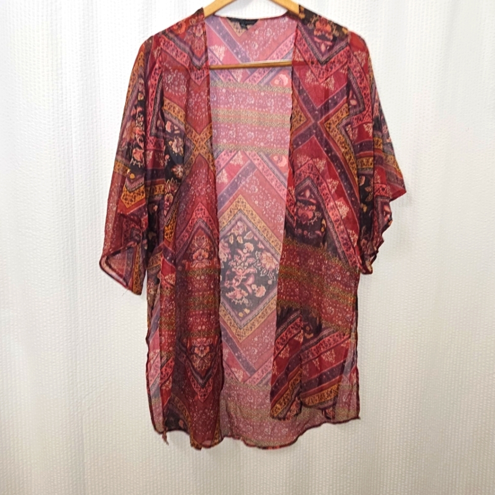 American Eagle Bohemian Red and Black Kimono Cardigan Size S